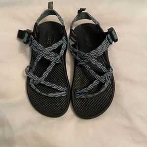 Kids size 2 Chaco
